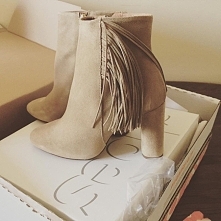 Topshop

actlikeareallady.com