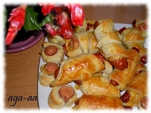 Parówki w cieście francuskim