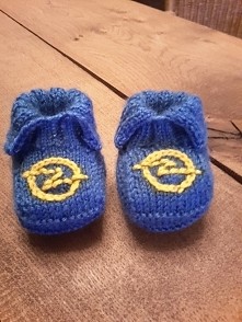 buciki dla noworodka z znac...