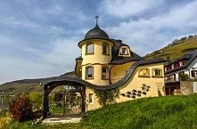 Stunning & Unique House...