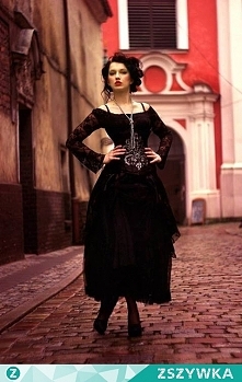 Photo: Madame Dentelle
Model: Pamela Zimoch
Make up & outfit: Madame Dentelle
Corset's designer: Lady ardzesz corset