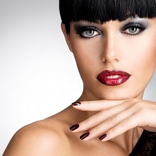 Arbonne tworzy światowej klasy produkty w oparciu o najlepsze składniki roślinne i zaawansowaną wiedzę naukową. Naszym celem jest ciągłe ulepszanie i ocena obowiązujących zasad ...