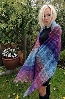 SZAL Z ALPAKI
Szal wykonany z alpaki Lamana. Wymiary: długość 180 cm, szerokość 60 cm. czas realizacji zamówienia - 2 tygodnie.