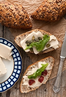 Serek z orzechów nerkowca