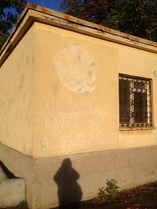 Trzy hasła programowe - graffiti Wrocław