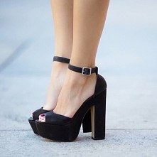 buty *-*