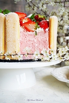 Truskawkowy torcik bez piec...