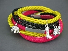 Bransoletka z szeroką metalową przekładką! 3 kolory żółty, różowy oraz czarny! Słonik na szczęście :)