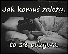 Nie pisze, nie odzywa się, newet hej nie mówi i jeszcze śmie się nazywać moim przyjacielem ...:/