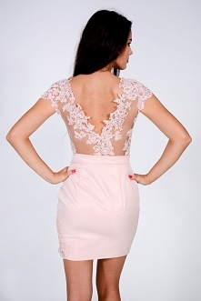 Model: Madonna
szyta na zamówienie więc w każdym rozmiarze i kolorze :)
więcej na ---> www devu com pl