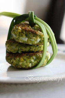 Kotleciki brokułowo-jajeczne <przepis po kliknięciu na zdjęcie>