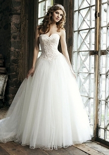 Tulle Gown Beaded Bridal Pr...