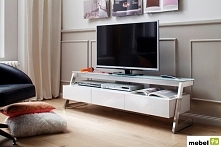 Ciekawe połączenie klasycznego wystroju i nowoczesnej szafki. Więcej po kliknięciu w foto,