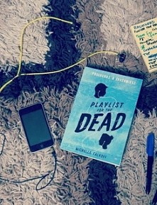 Książki Widziane Oczami Patiopei: Piosenki dla duszy - "Playlist for the dead" Michelle Falkoff