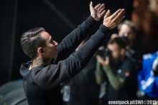 Clap your hands <3
Josh ...