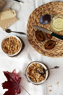 śliwki pod orzechową kruszonką