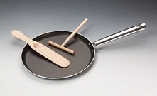 Zestaw do naleśników / potraw z jajek Cookin Italy (patelnia o średnicy 25 cm + drewniane akcesoria) - Ballarini