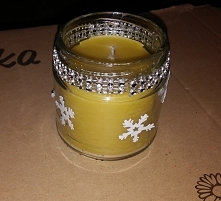 Świeczka o zapachu goździkó...