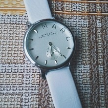 Dostępny od ręki w L'Olita na Facebooku. e mail : lolita.butik@tlen.pl ☺.