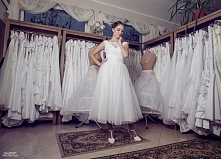 Suknia ślubna złożona z nas...