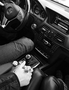 "Postaraj się uwolnić od negatywnych ludzi. Pozwól odejść tym, którzy już odeszli. Daj tym, których nie znasz równie szanse. Okazuj wszystkim szacunek i dobro. Akceptuj lud...