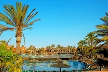 Fuerteventura -51%

śniadania i obiadokolacje
Oasis Papagayo Sport & Family, 3*

7-14.12.2015
Tylko 1539 zł/os.

Po szczegóły kliknij w zdjęcie