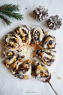 Świąteczny wieniec makowy z...