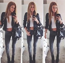 czy ktoś wie jak ona się na...