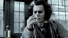 "Sweeney Todd: Demoniczny golibroda z Fleet Street"

Let's get drunk...