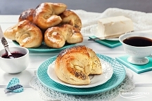 Maślane rogale śniadaniowe