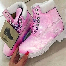 Bin ich die Einzige die diese Schuhe haben will ?   Czy jestem jedyna która chce mieć takie buty ?