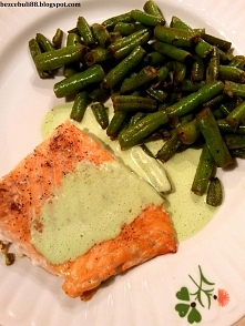 Pieczony łosoś w sosie bazyliowym - niebo w gębie! :)