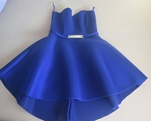 Sprzedam. Rozmiar: 40, za 110zł.
Nowa z metkami.