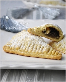 Wigilijne pierożki szczęścia z makiem – przepis