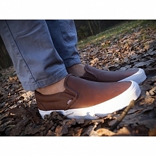 TRAMPKI SPORTOWE VANS CLASSIC SLIP-ON 0MEL3D

KLIKNIJ W ZDJĘCIE ABY PRZEJŚĆ DO SKLEPU