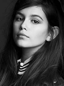 Piękne rysy twarzy...