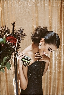 Ślub w sylwestrowym klimacie | Więcej na prettyday.pl
Fot. Hazelwood Photo