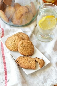 Zdrowe kruche ciasteczka owsiane zamiast tych kupnych. Łatwy przepis.