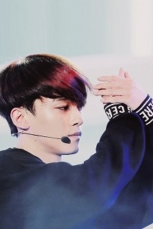 Chen, EXO