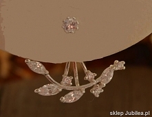 srebrne kolczyki z kryształkami Swarovski z Jubilea.pl za 60zl coś w moim stylu, ostatnio wrzucałam coś na święta, ale już czas kupić sobie coś nowego, srebro próby 925, orygina...