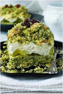 Ciasto ze szpinakiem i galaretką