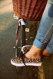 °vans°leopard°print°