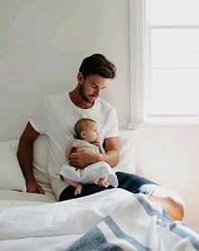 "O miłości się nie mówi. Miłość się wyraża. Słowem również, ale to jest tylko jedna z rozlicznych manifestacji, manifestacja słowna, i nie powiedziałbym, że najlepsza.&quot...