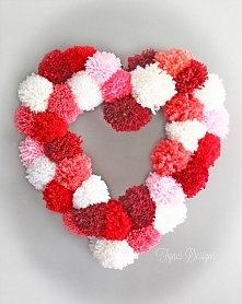 Pom pom heart wreath tutorial