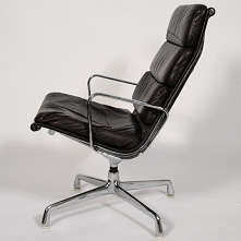 Fotel obrotowy, proj. Charl...