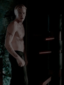 woah... hot hot hot *.*