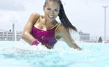 AQUA ZUMBA – TANIEC I ĆWICZENIA W WODZIE ! ❤️

Chwila relaksu w połączeniu z ćwiczeniami to świetny sposób na spędzanie wolnego popołudnia ;) A może trenujecie sporty wodne ?

Z...