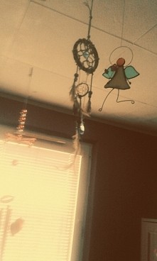 To w środku (obok aniołka) sama zrobiłam. :) Napracowałam się, ale ładnie ozdobiłam żyrandol.