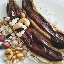 Pieczone banany z gorzką czekoladą i cynamonem INSTAGRAM: paulinadietetyk FACEBOOK: Paulina Dietetyk