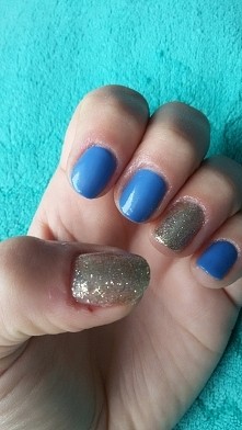 Semilac 013 Indigo  i 037 Gold Disco ;)
